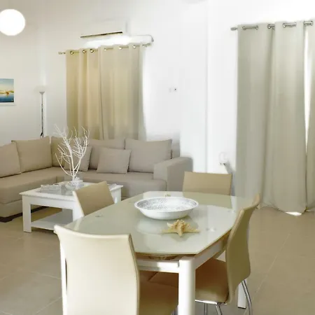 Sea & Sand Suite * Naousa (Paros)